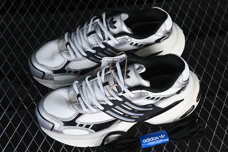 adidasUnisex Adistar XLG - White/Silver