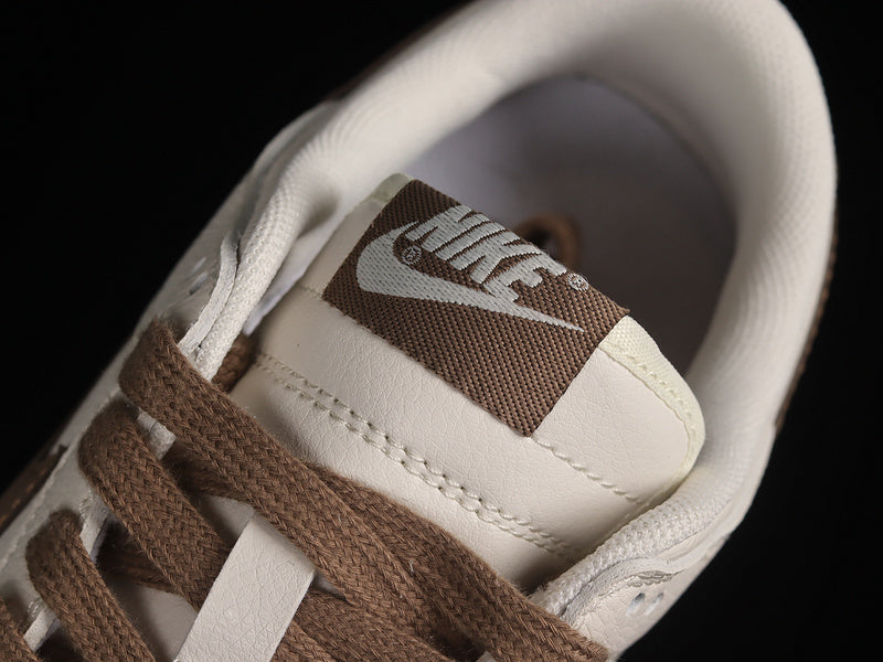 Supreme NikeSB Dunk Low - Milky White