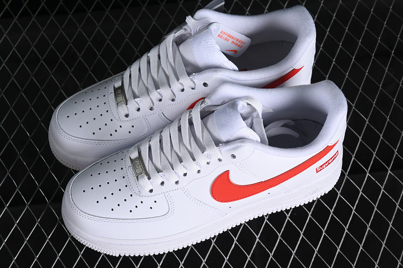 NikeMens Air Force 1 AF1 Low Supreme - Red/White