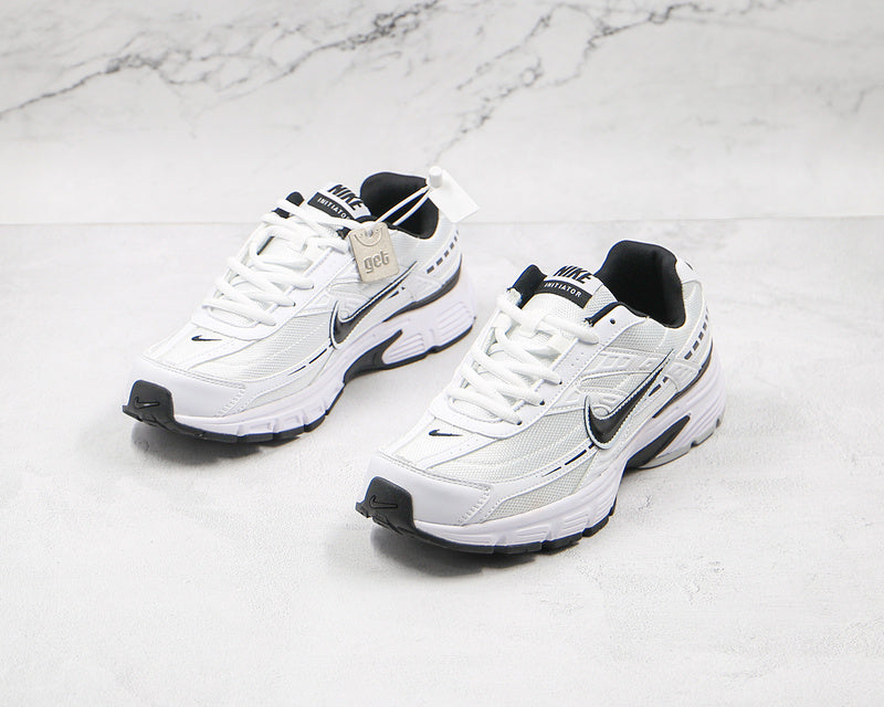 NikeMens Initiator - White/Black