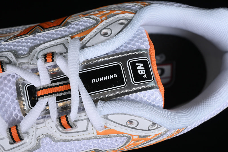 New Balance 740 - Silver/Orange