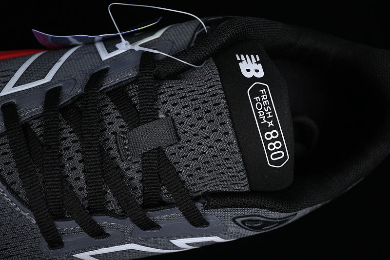 New Balance 880 Fresh Foam - Black