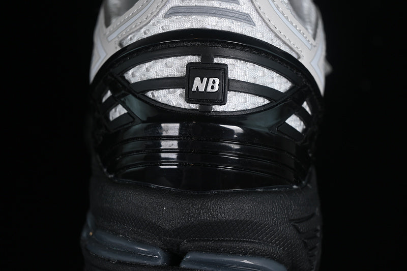 New Balance 1906R - White/Black