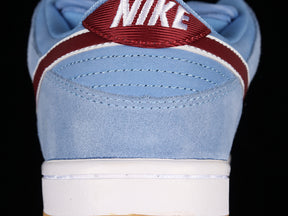 NikeSB Dunk Low - Phillies