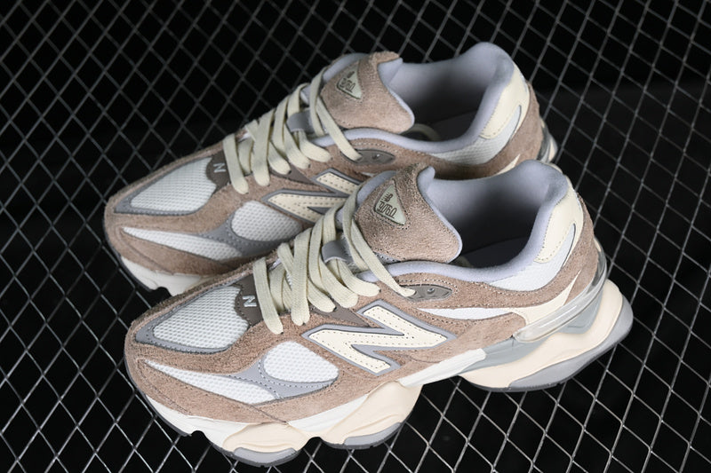 New Balance 9060 - Driftwood