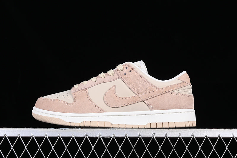 NikeWMNS SB Dunk Low - Sanddrift