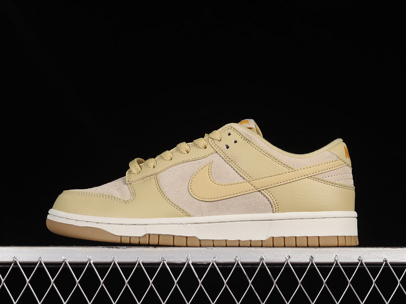 NikeMens SB Dunk Low - SAND DRIFT