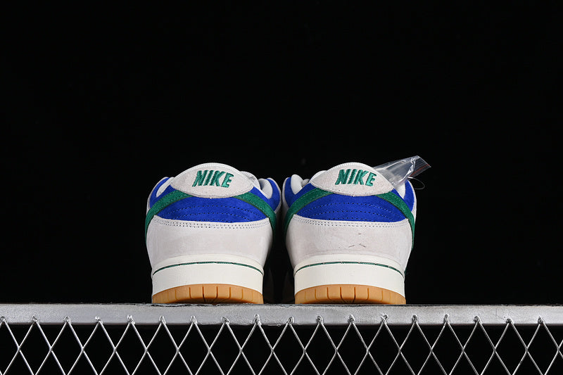 NikeMens SB Dunk Low - Hyper Royal/Malachite