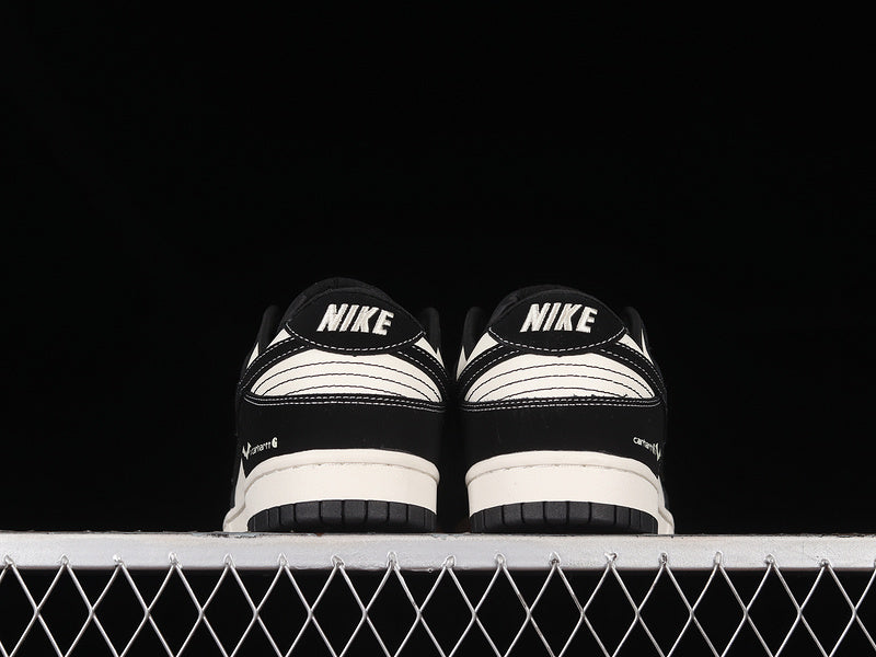 NikeMens Sb Dunk Low Batman - Black