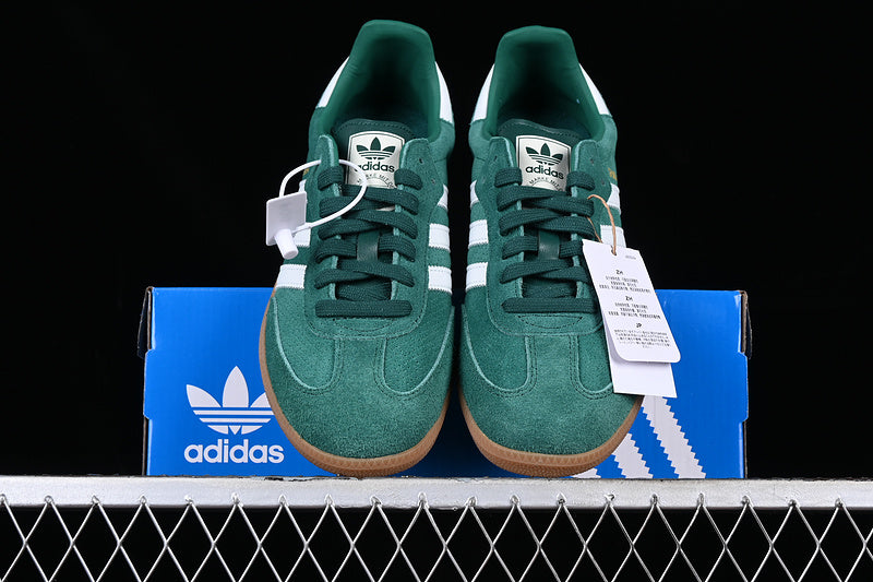 adidasMens Samba - Collegiate Green