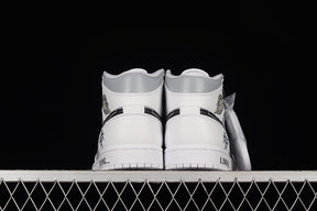Air Jordan 1 AJ1 Mid PS5 - White