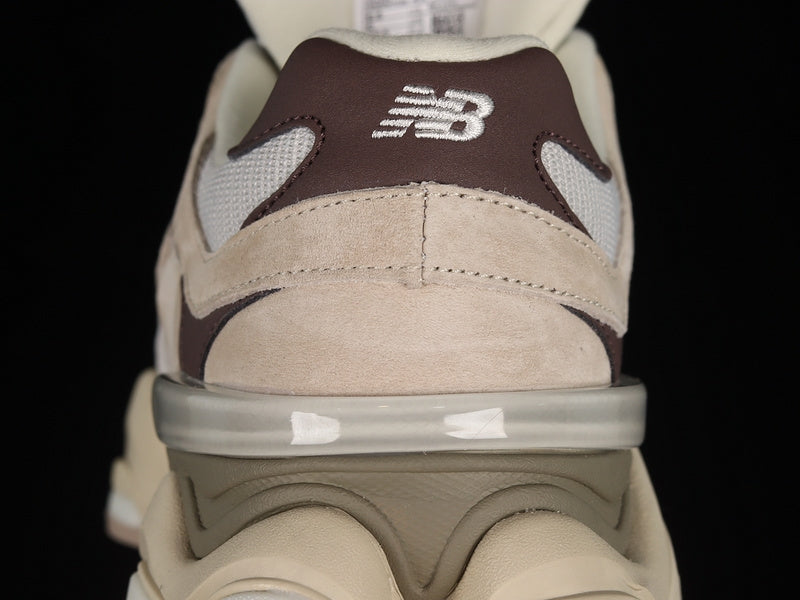 New Balance 9060 - Timberwolf