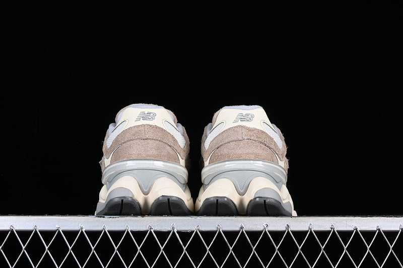 New Balance 9060 - Driftwood