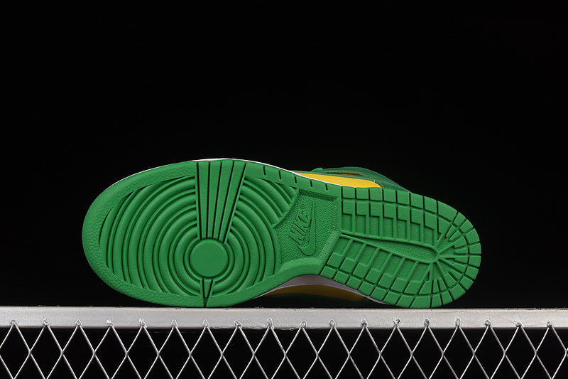 Supreme x NikeMens Dunk High - Brazil