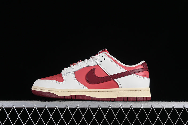 NikeWMNS Dunk Low - Valentine s Day