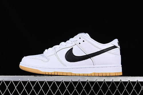 NikeSB Dunk Low Pro - White Gum