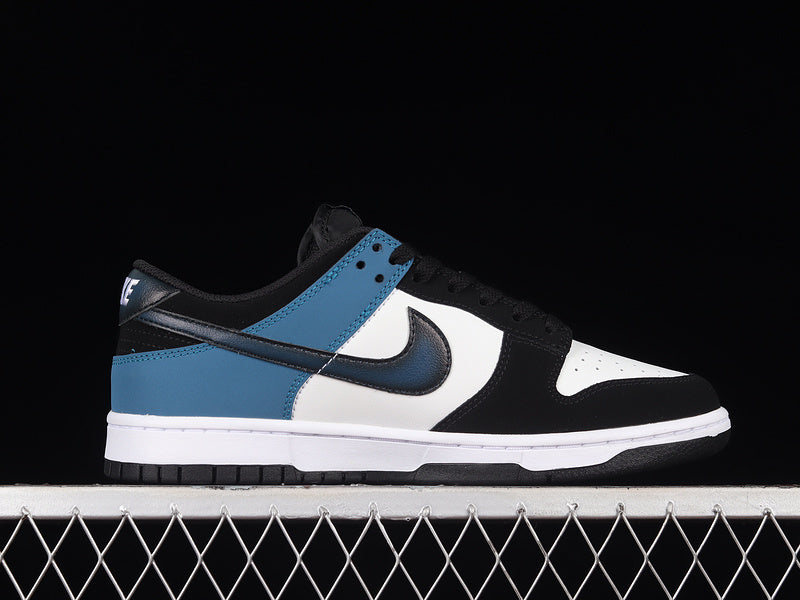 NikeSb Dunk Low - Industrial Blue