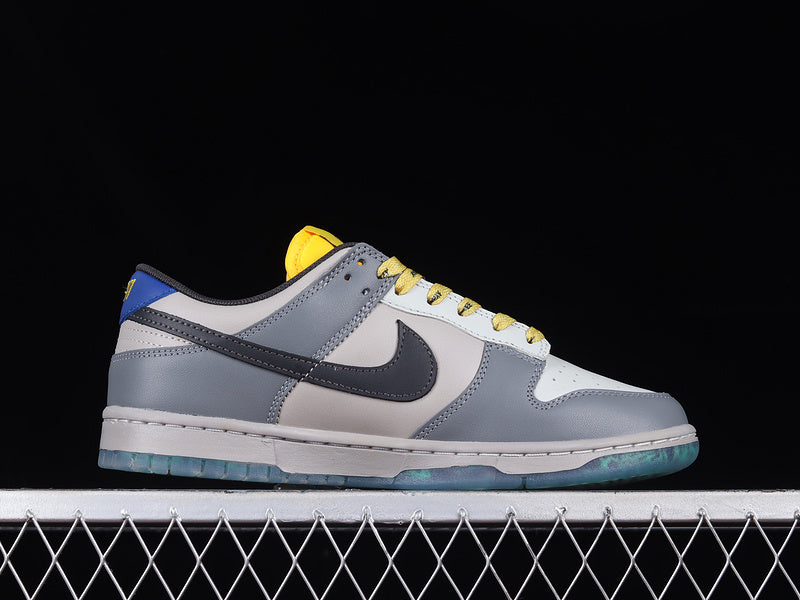 NikeMens Dunk Low - North Carolina