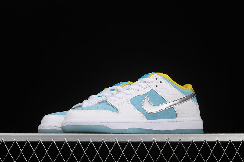 FTC x NikeSB Dunk Low - Lagoon Pulse