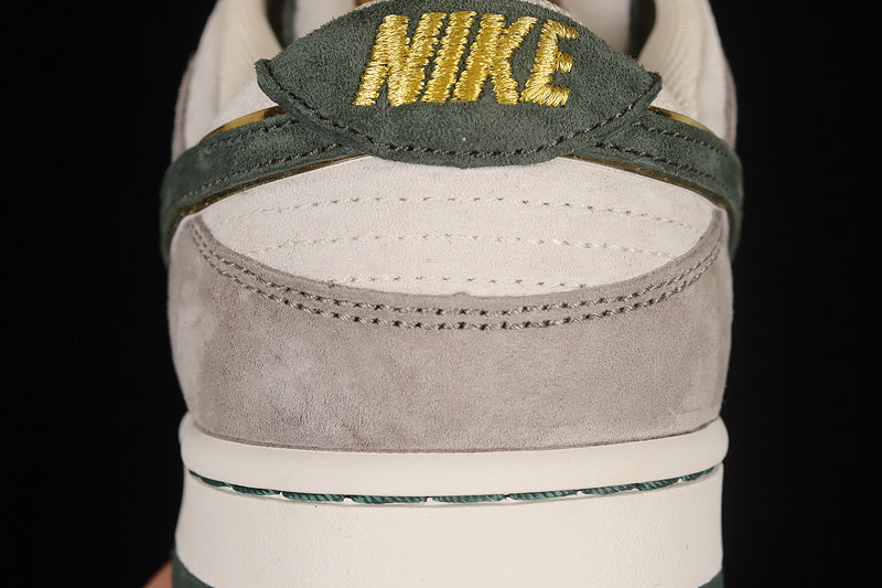 Otomo Katsuhiro x NikeSB Dunk Low - Grey/Green