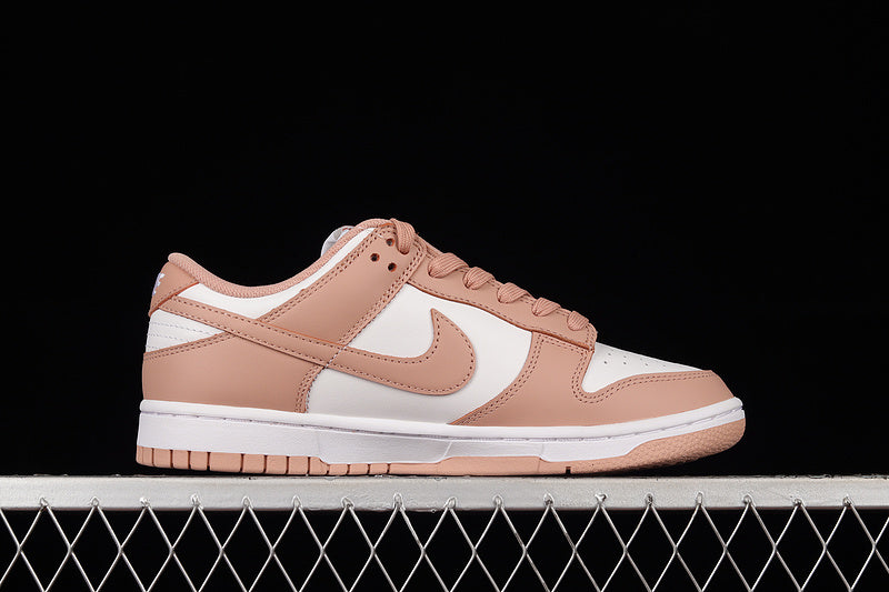 WMNS NikeSB Dunk Low - Rose Whisper