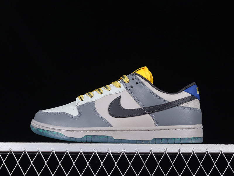 NikeMens Dunk Low - North Carolina