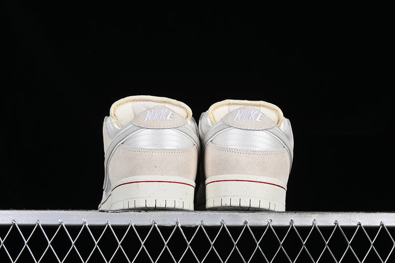 NikeSB Dunk Low - City of Love Light Bone