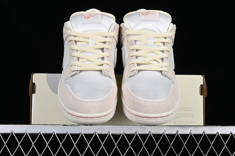 NikeSB Dunk Low - City of Love Light Bone