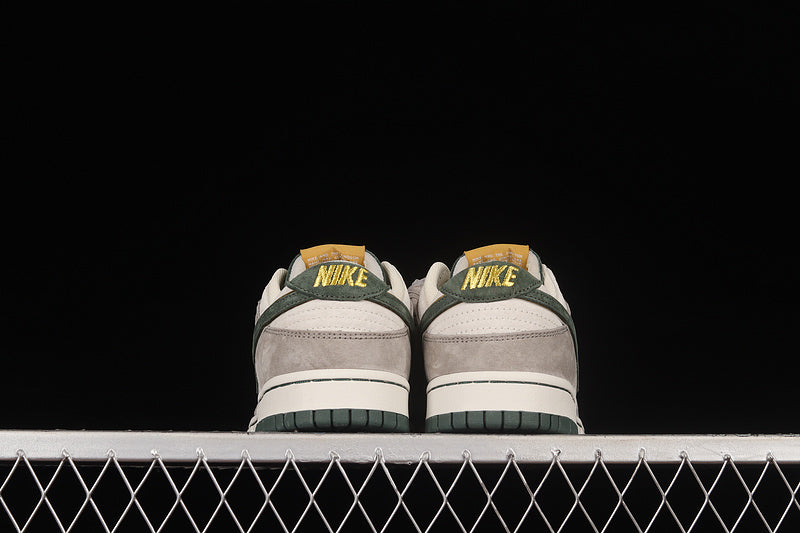 Otomo Katsuhiro x NikeSB Dunk Low - Grey/Green