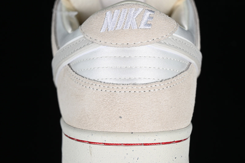 NikeSB Dunk Low - City of Love Light Bone