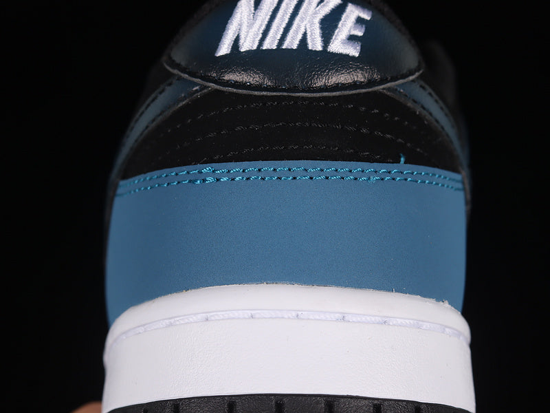 NikeSb Dunk Low - Industrial Blue