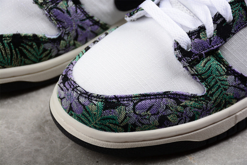 NikeSB Dunk Low - Floral