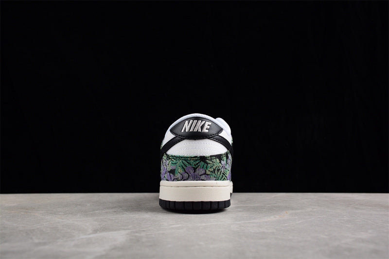 NikeSB Dunk Low - Floral