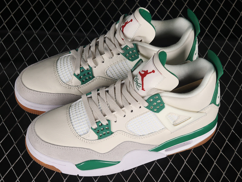 Air Jordan 4 AJ4  Retro - Pine Green