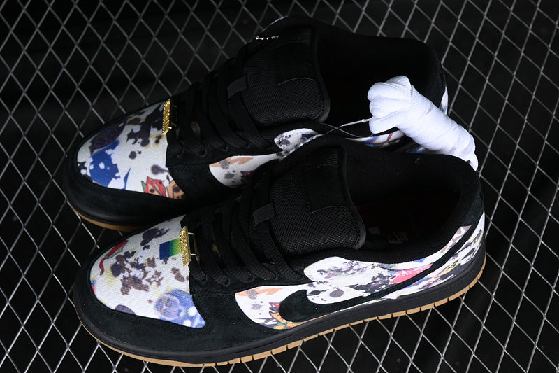 Supreme x NikeSB Dunk Low - Rammellzee