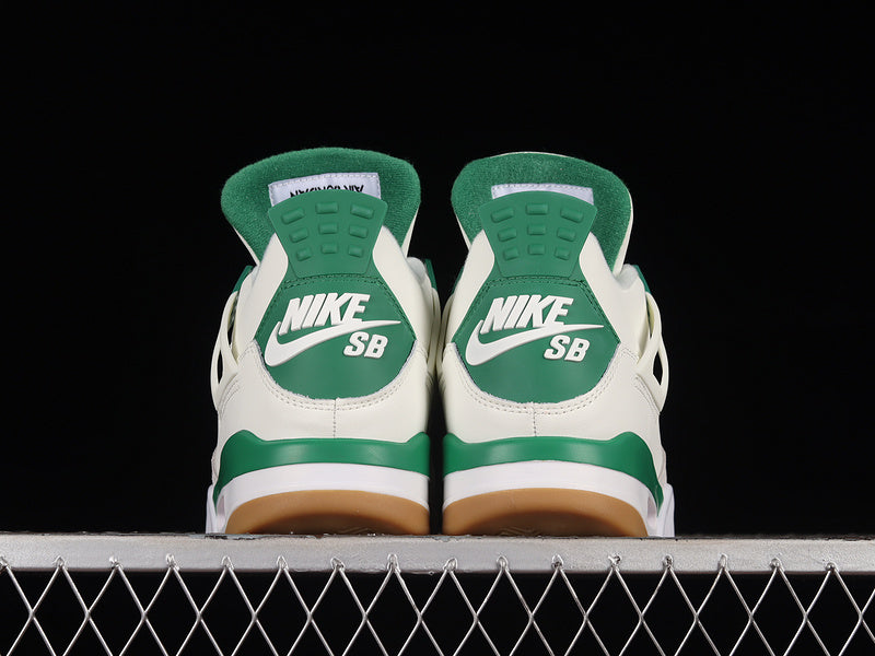 WMNS SB x Air Jordan 4 AJ4- Pine Green