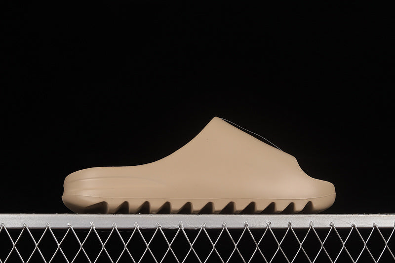 adidasMens Yeezy Slide - Pure