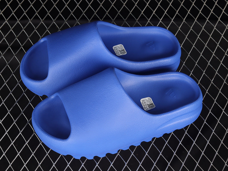 adidasMens Yeezy slide - azure