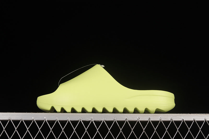 adidasWMNS Yeezy Slide - Glow Green