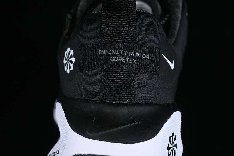 NikeMens Infinity Run 4 Gore-Tex ReactX  - Black