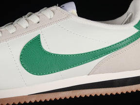 NikeMens Cortez - Aloe Verde Gum