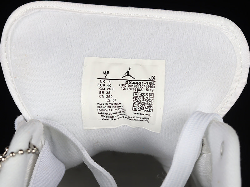 NikeMens Air Jordan 2 AJ2 - Unc To Chicago
