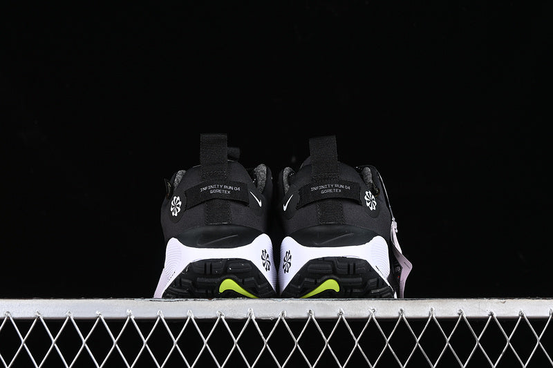 NikeMens Infinity Run 4 Gore-Tex ReactX  - Black