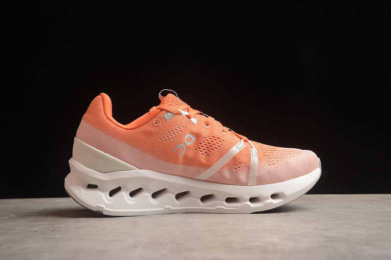 OnRunning Cloudsurfer - Orange Coral