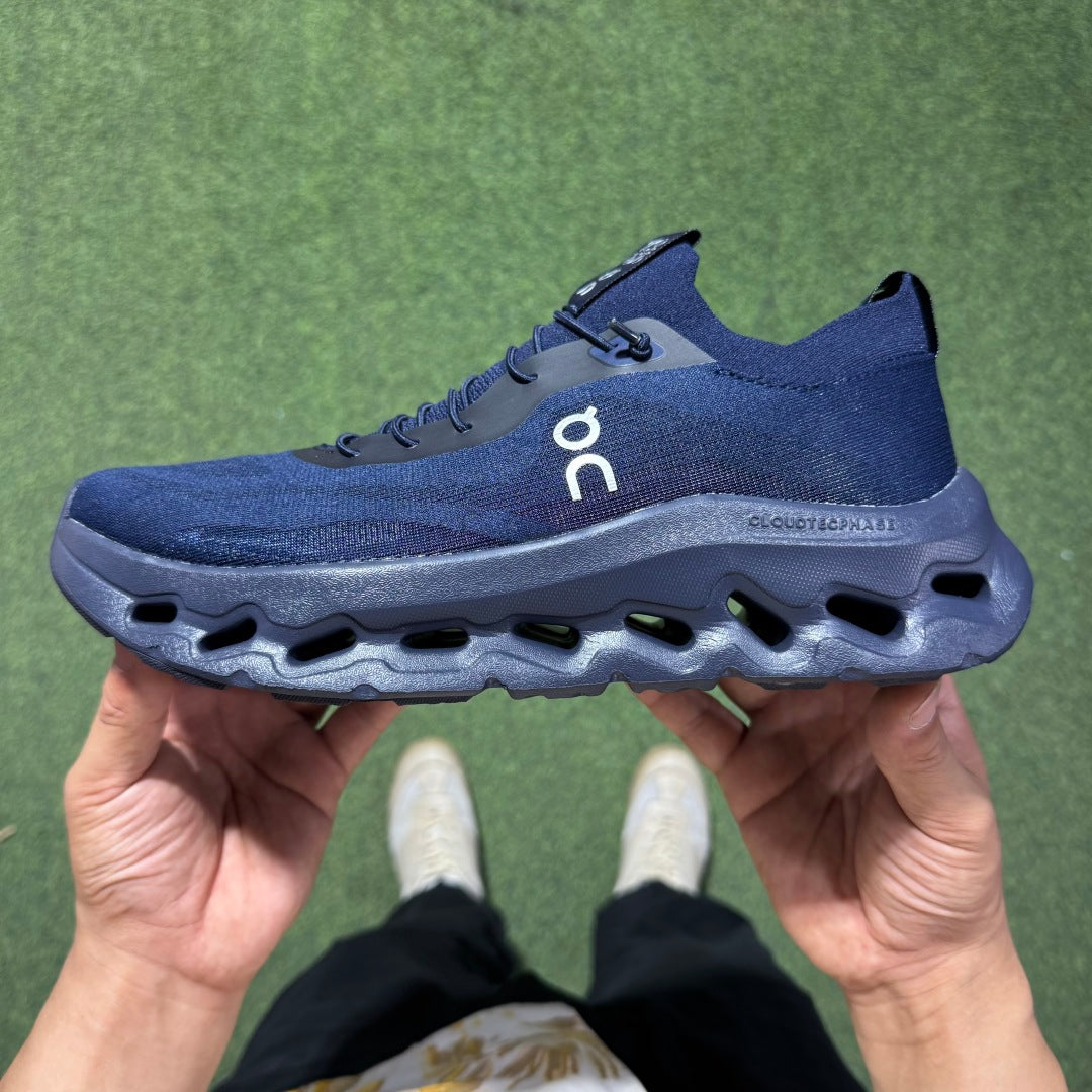 OnRunning Cloudtilt - All Navy