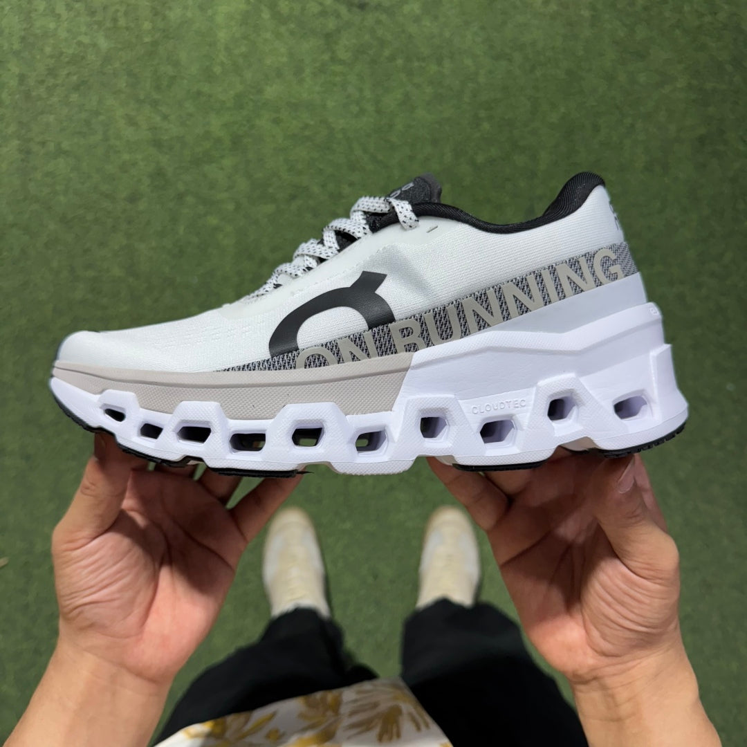 OnRunning Cloudmonster 2 - Undyed Frost