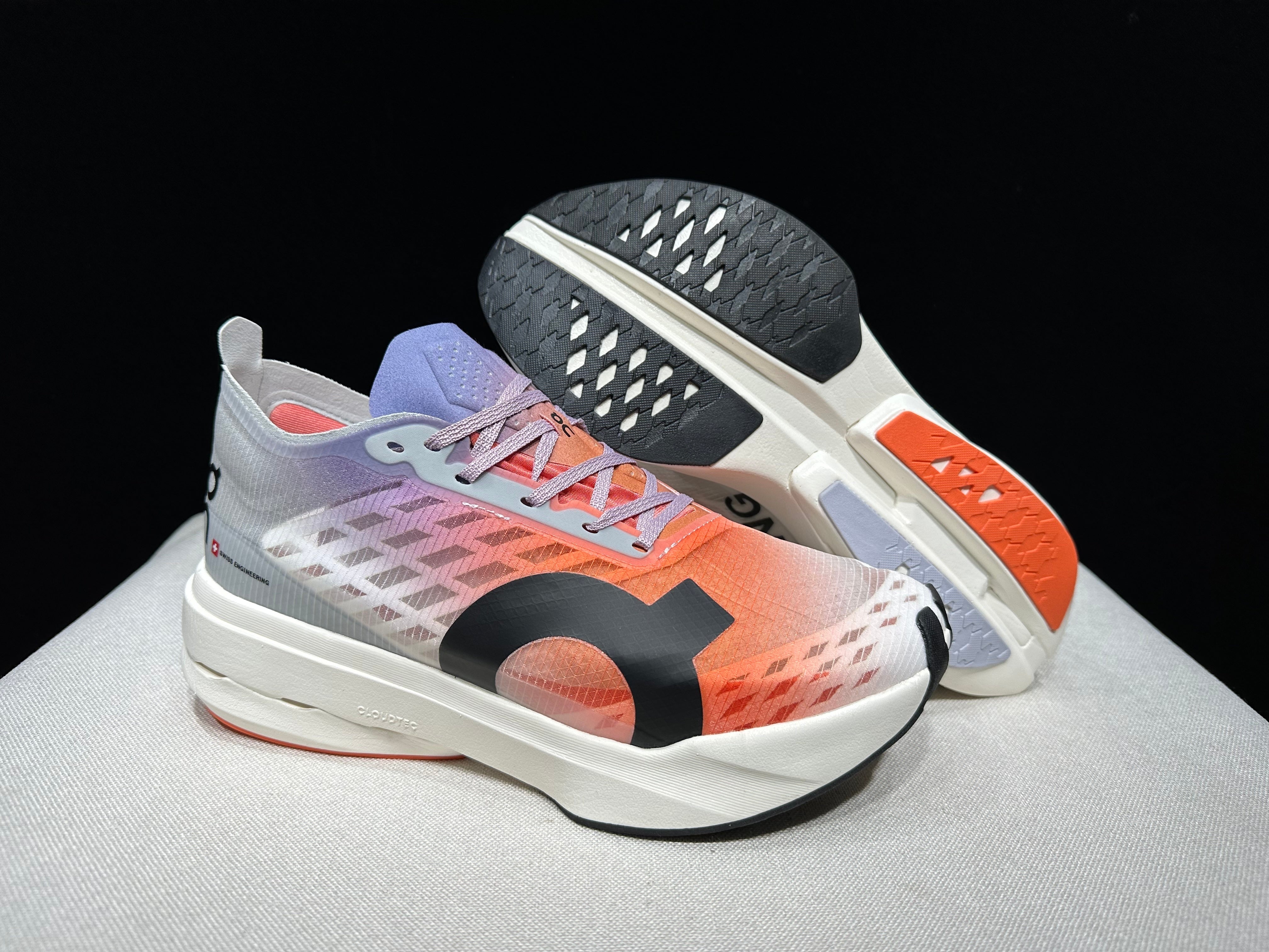 OnRunning Cloudboom Strike - Prism Capsule Collection