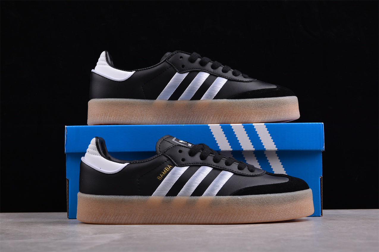 adidasMens Samba Gum - Black