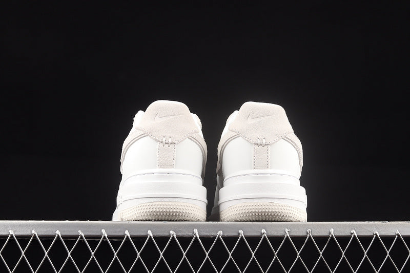 NikeMens Air Force 1 AF1 Luxe - Summit White