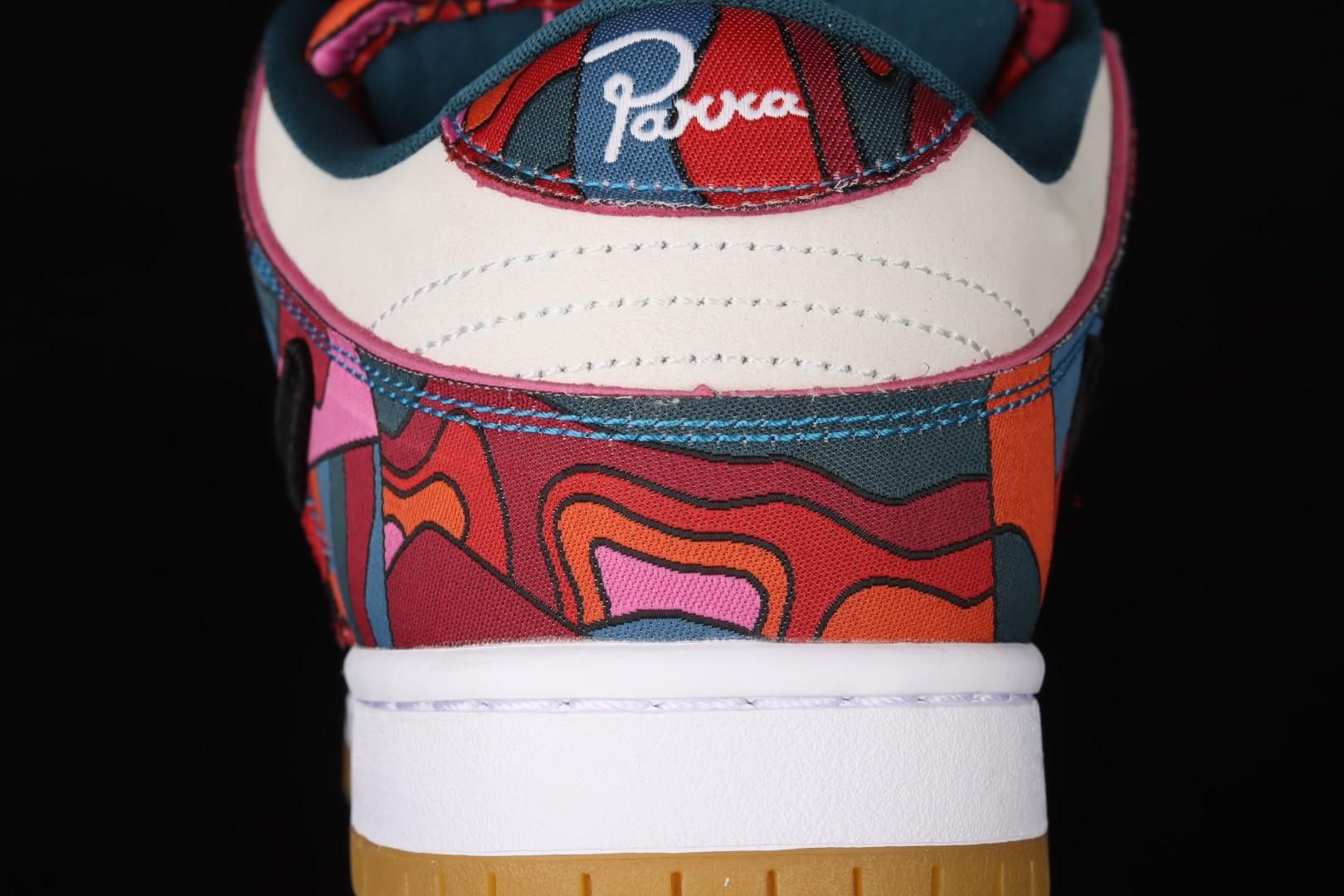 NikeWMNS SB Dunk Low Pro - Parra Abstract Art